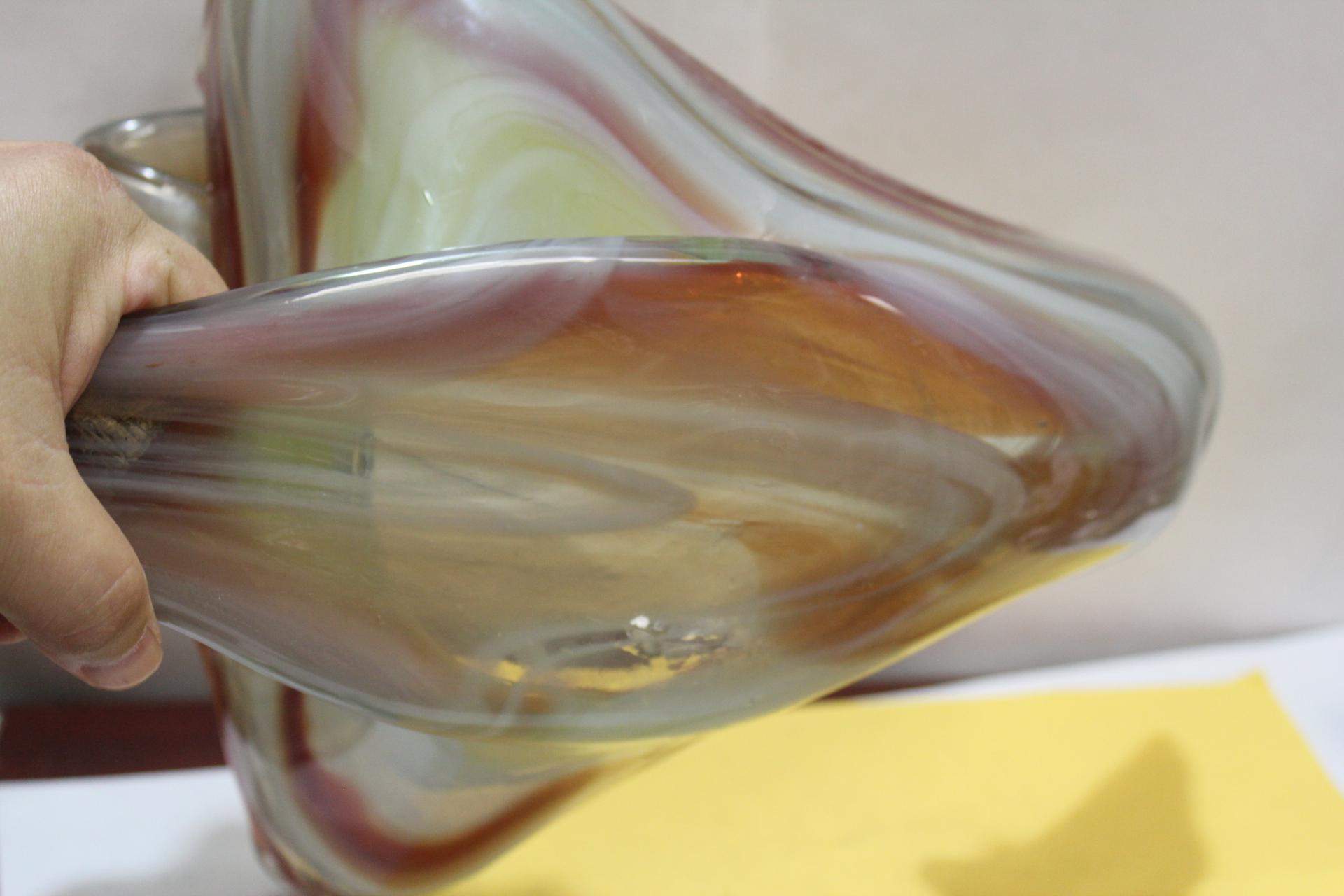An Artglass Bowl