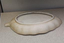 Ceramic leaf bowl