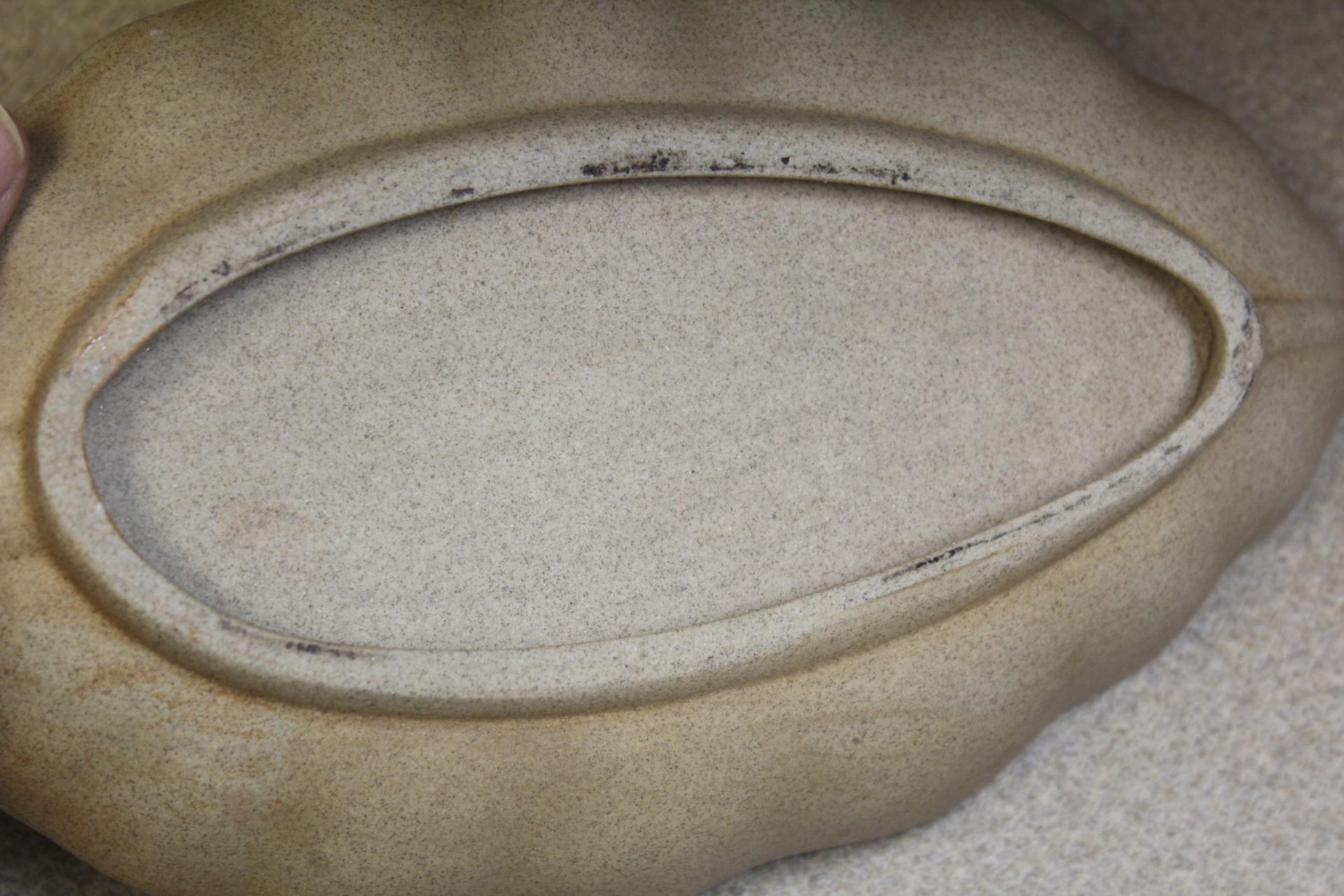 Ceramic leaf bowl