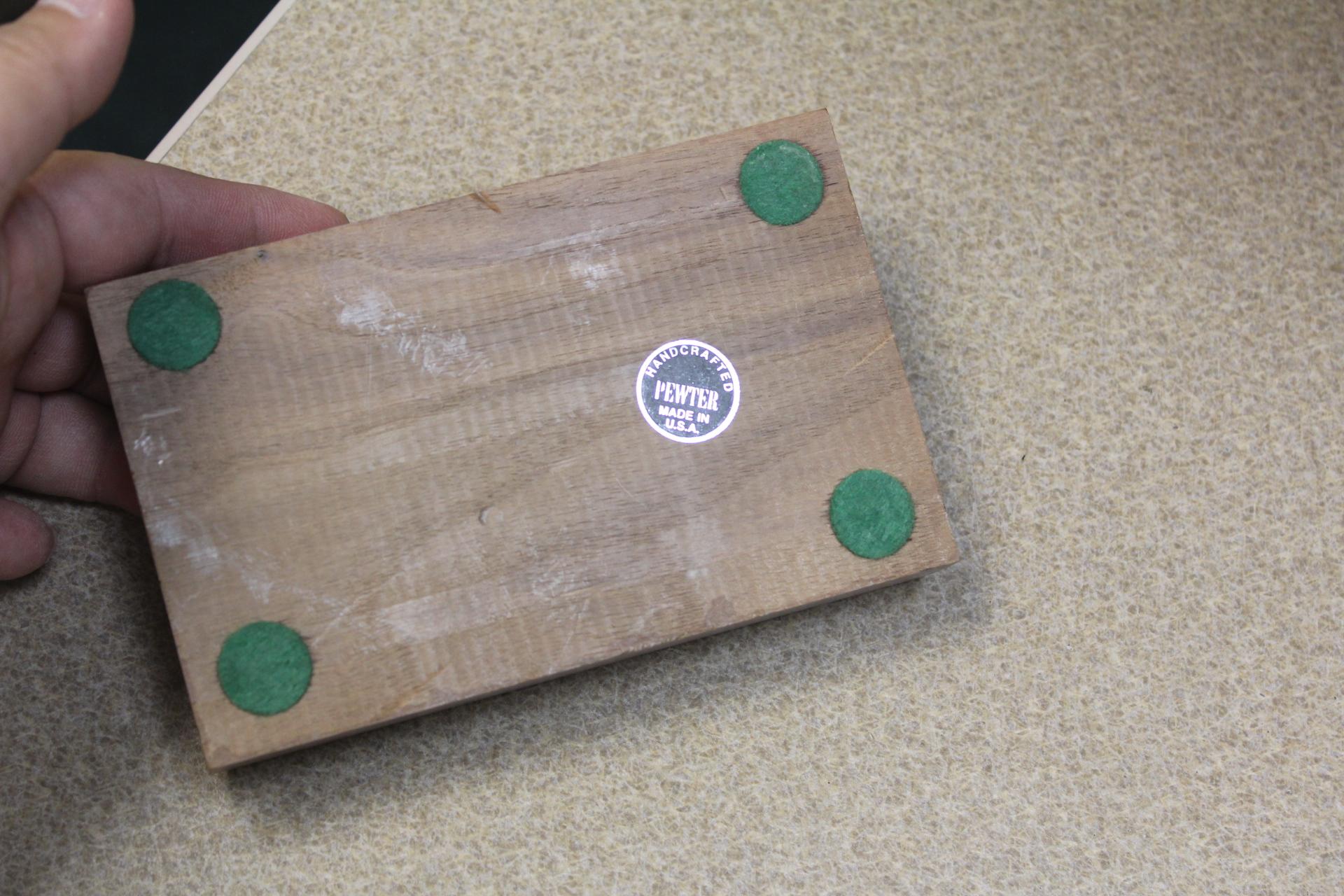 Flat Wooden Stand