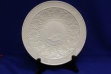 A Belleek 1976 Christmas Plate