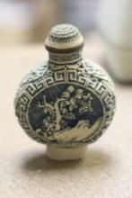 Vintage Chinese Snuff Bottle
