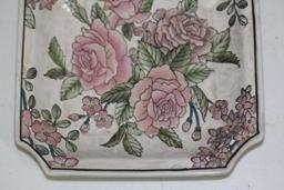 Signed Decorative Chinese Square Plate