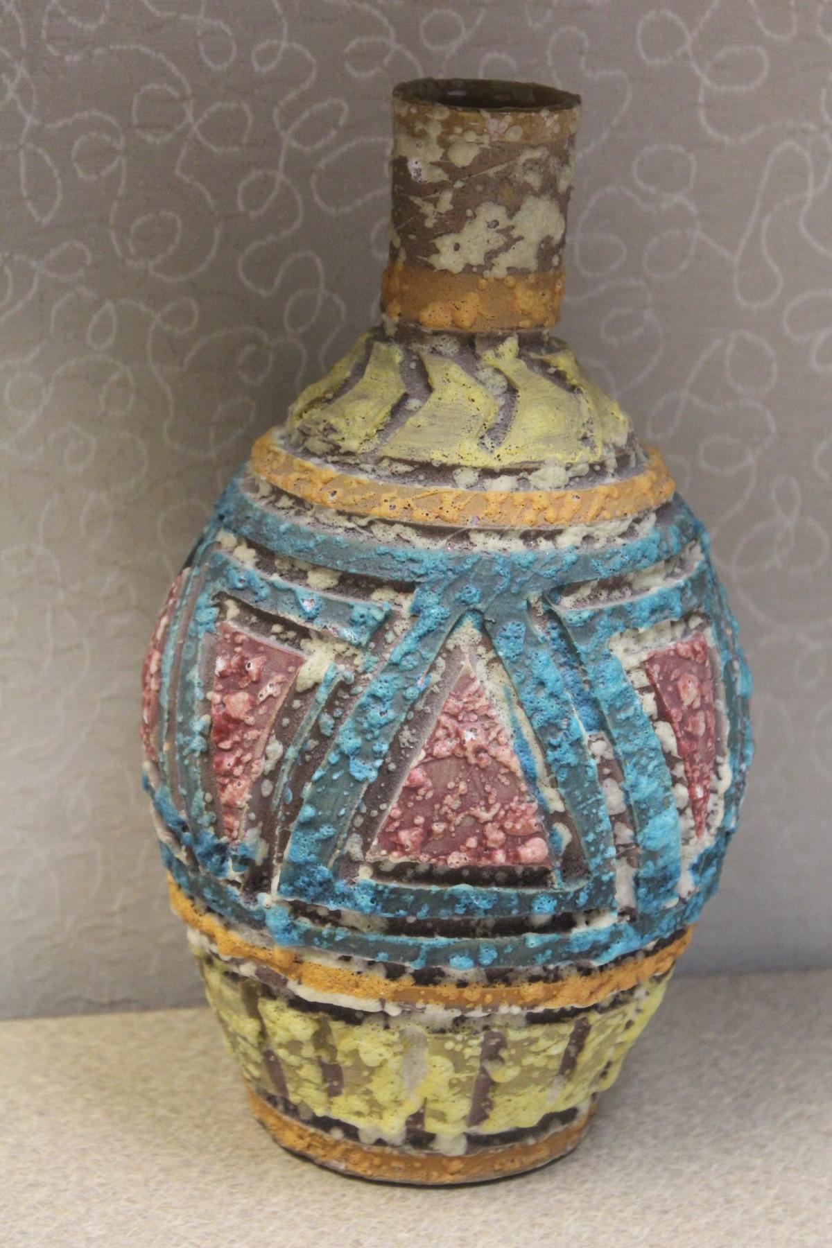 Decorative ceramic vase