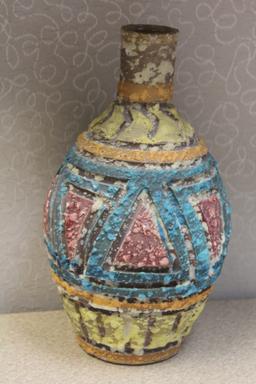 Decorative ceramic vase