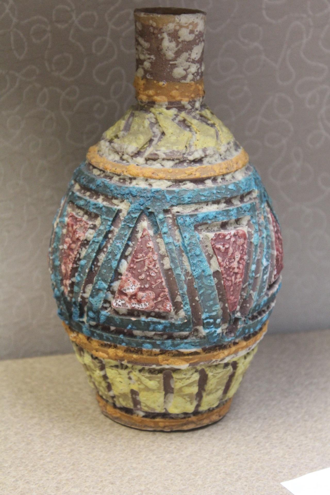 Decorative ceramic vase