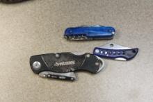 Lot of 3 Utilities Knives