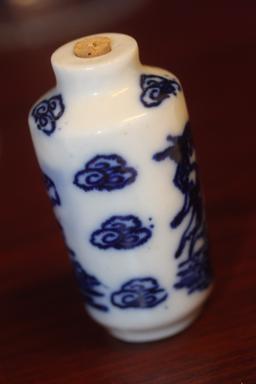 A Vintage Chinese Blue And White Snuff Bottle