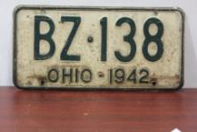 A 1942 Ohio License Plate