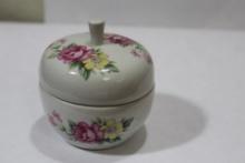 An Apple Form Ceramic Trinket Box