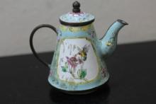 A Chinese Enamel Teapot