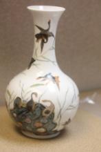 Hand painted antique Chinese Republic Period Vase