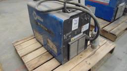 Miller XMT 304 CC/CV DC Inverter Arc Welder