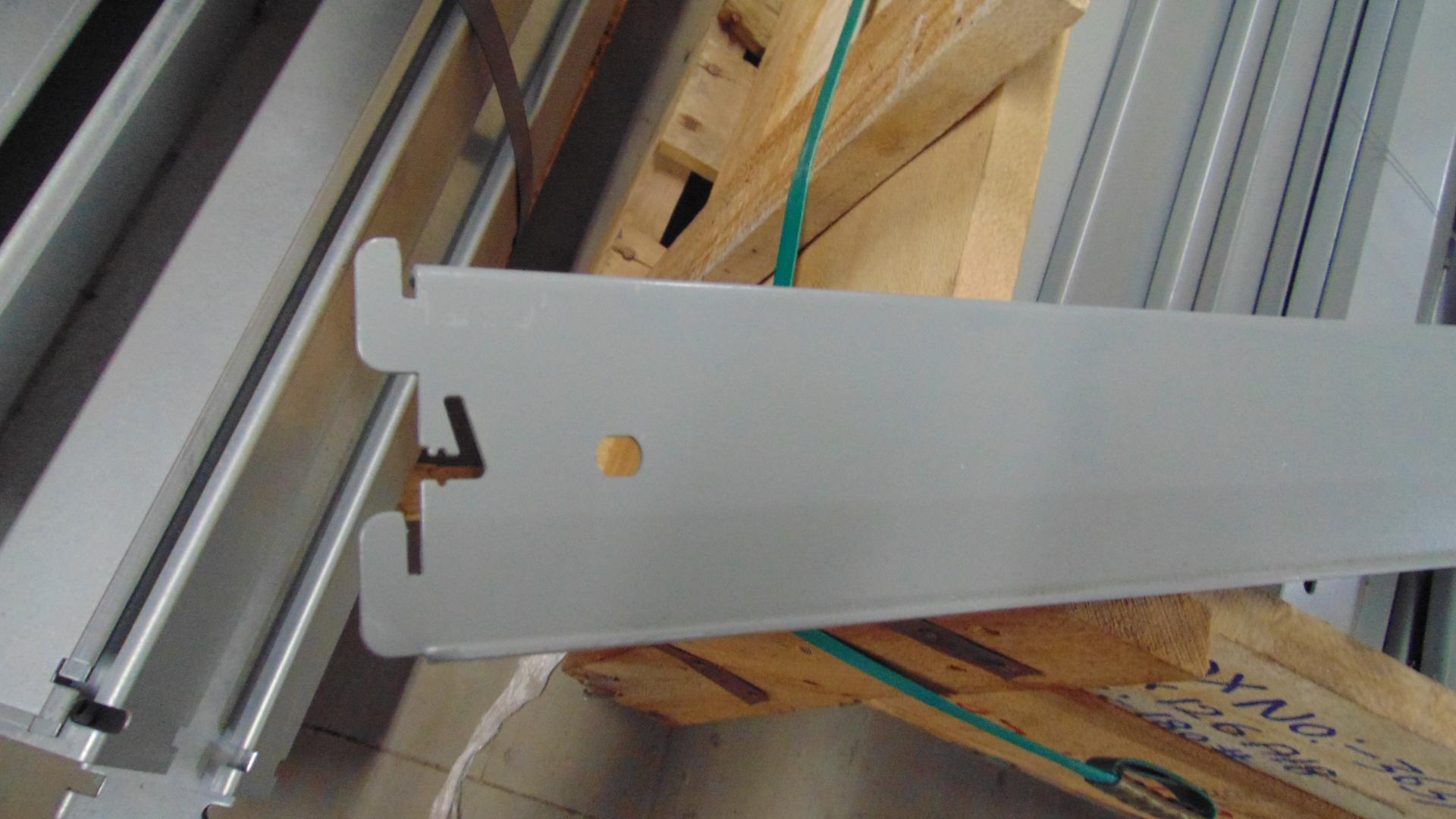Steel Shelving Cross Bar | 48"x3" | 4 lbs | Qty 177