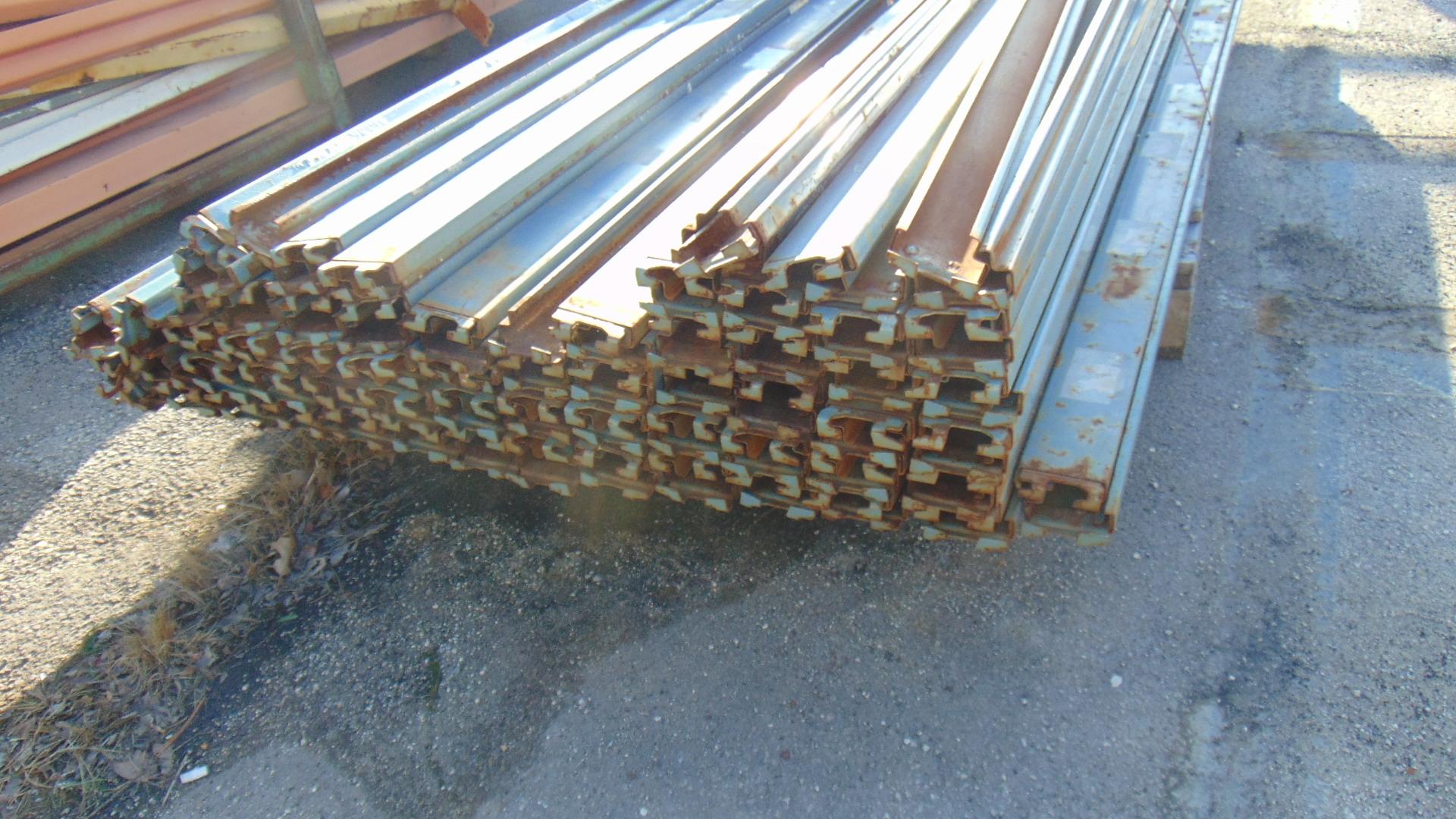 Pallet Racking Crossbeams | Auto Lock | Small 2 Prong | 96"x3"x1-1/2" | 13 lbs | Qty 97