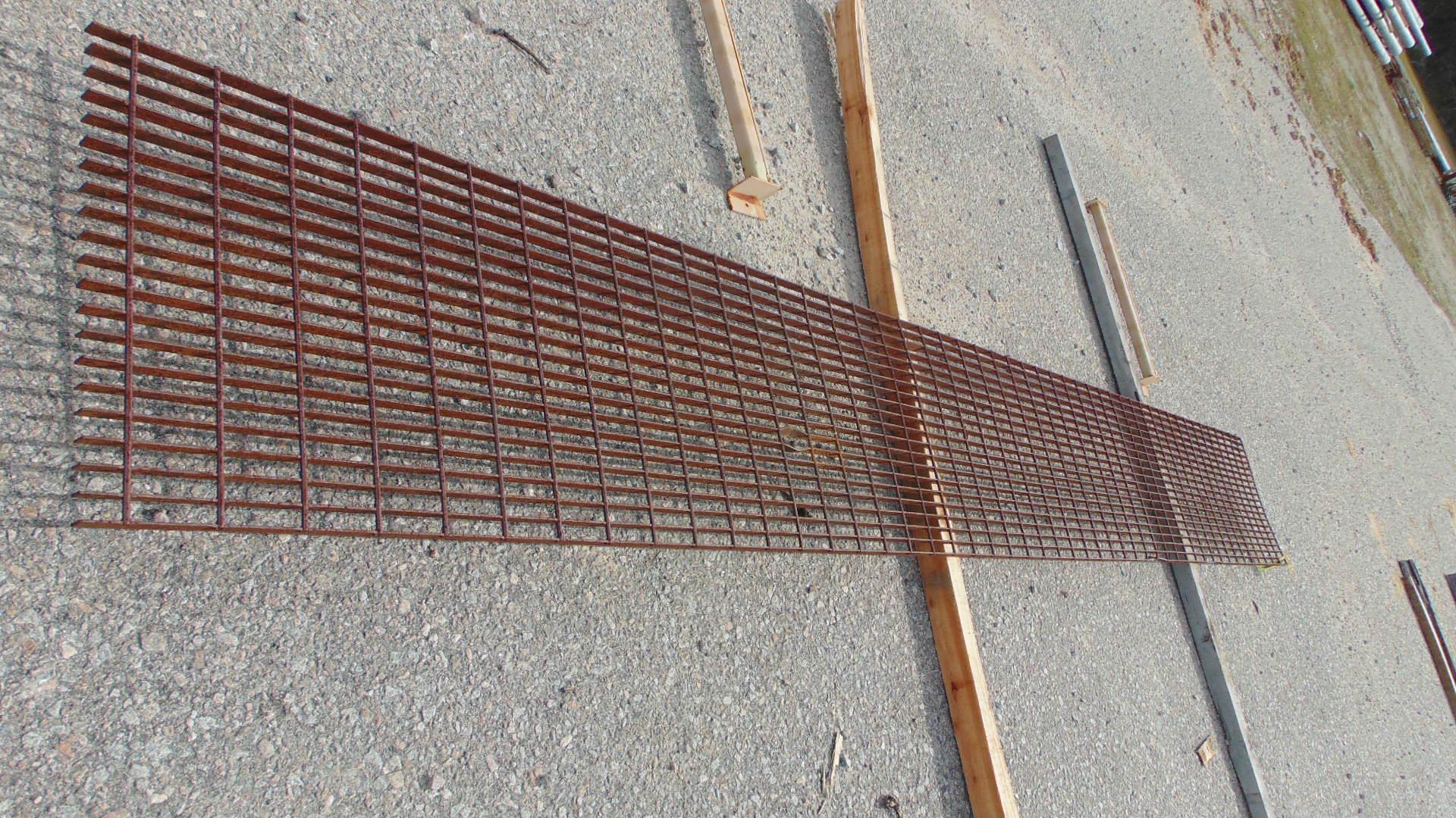 Steel Grating | Rusty | 23-3/4"x16'x1" | 163 lbs | Qty 1