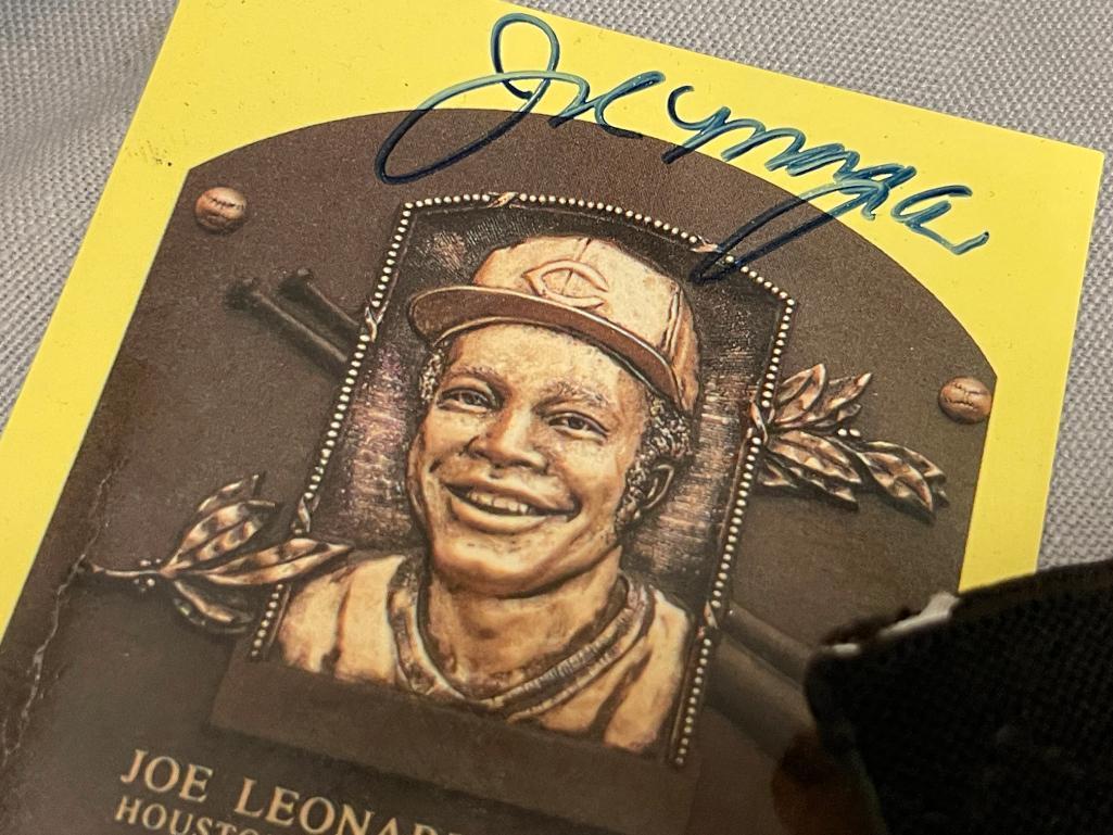 HALL OF FAMER JOE MORGAN AUTOGRAPHED BASEBALL MEMORBILLIA AUTOGRAPHED BASEBALL, BASEBALL GLOVE, AND