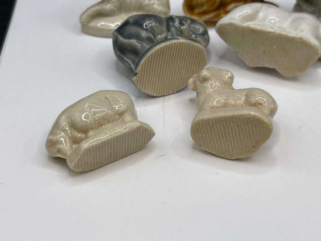 27 VINTAGE WADE CERAMICS MINIATURE FIGURES