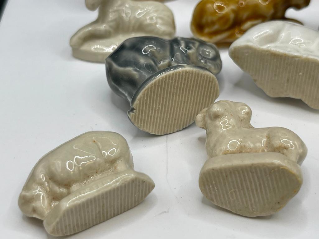 27 VINTAGE WADE CERAMICS MINIATURE FIGURES