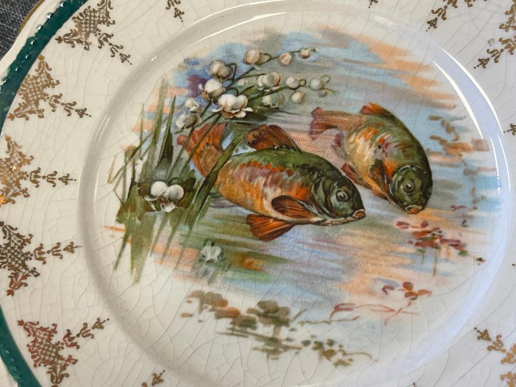 CIRCA 1900'S STERLING CHINA FISH DECORATED SALAD PLATES WITH GILT ACCENTS SET OF THREE PLATES