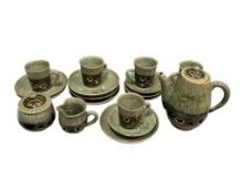 OTAGIRI SOMAYAKI JAPANESE TEA SET CIRCA MID-20TH CENTURY CRACKLED FINISH CELADON AND GILT DECORATED