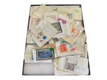 LARGE COLLECTION OF USPS COLLECTIBLE POSTAL / POSTAGE STAMPS DATING AS FAR AS 1948