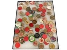 COLLECTION WOODEN AND METAL DRINK TOKENS FROM DEL'S EAST LAKE BAR, NEW WASHOE BAR, NEVADA TOKENS