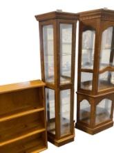 OAK WALL DISPLAY LIGHTED CURIO CABINET WITH MIRRORED BACK AND GLASS SHELVES