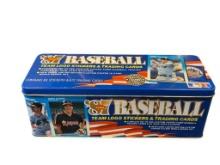 1987 FLEER BASEBALL SPORT CARD SET IN COLLECTORS TIN CASE INCLUDES TEAM LOGO STICKERS