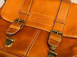 CLAIRE CHASE INDIAN MOTORCYCLES BROWN LEATHER MESSENGER BAG INCLUDES SHOULDER STRAP
