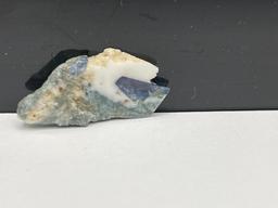 RARE BENITOITE GEOLOGICAL SPECIMEN MINED IN NEVADA