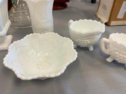 VINTAGE MILK GLASS COLLECTIBLE GLASSWARE