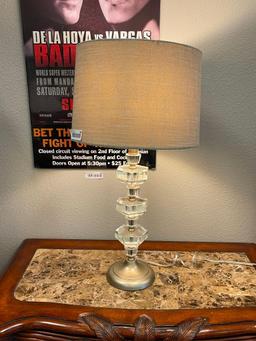 MODERN CONTEMPORARY STACKED LUCITE TABLE LAMP WITH SILVER FINISH ROUND BASE AND TEXTILE SHADE