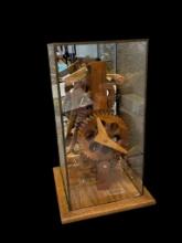 LEON HYATT (1959-2014) HAND CRAFTED WOODEN GEAR ELECTRIC TIMEPIECE CLOCK