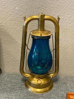 STEAM GAUGE AND LANTERN CO. BRASS TUBULAR LANTERN WITH BLUE GLASS GLOBE PAT DATE OCT 26 86