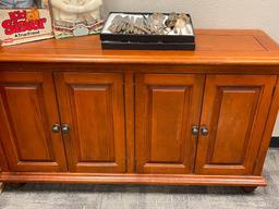 SOLID WOOD SIDEBOARD FEATURING TWO CABINETS
