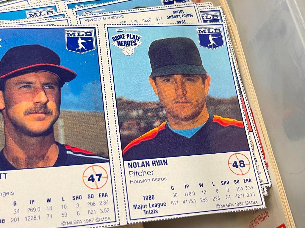 ASSORTED MLB BASEBALL CARDS INCLUDING TOPPS 1980, 1991 UPPER DECK, AND FLEER 1983