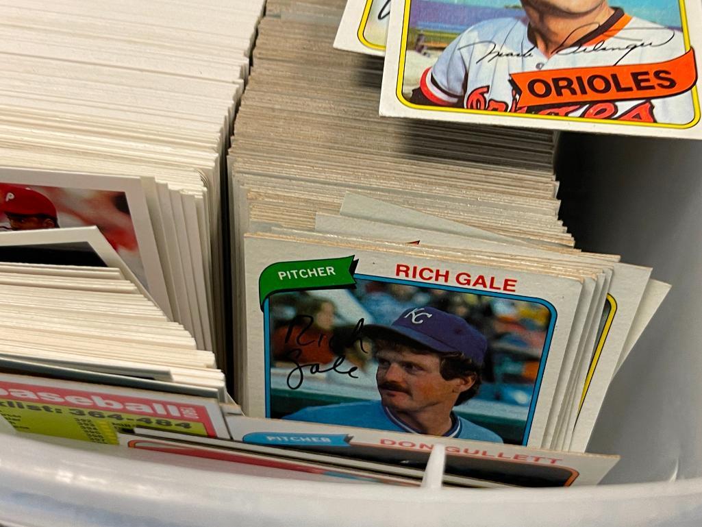 ASSORTED MLB BASEBALL CARDS INCLUDING TOPPS 1980, 1991 UPPER DECK, AND FLEER 1983