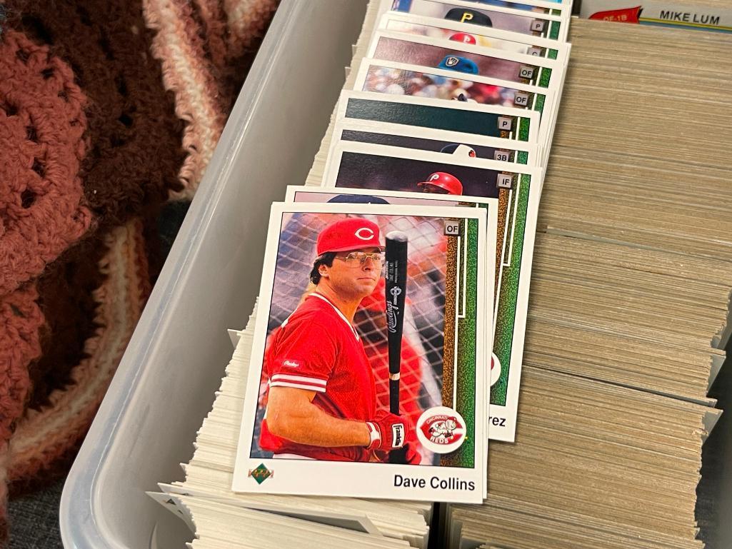 ASSORTED MLB BASEBALL CARDS INCLUDING TOPPS 1980, 1991 UPPER DECK, AND FLEER 1983