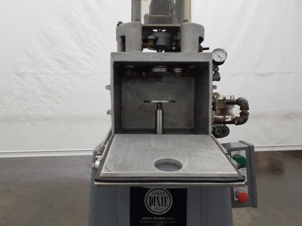 Dixie Canning Semi Automatic UVD AL Seamer