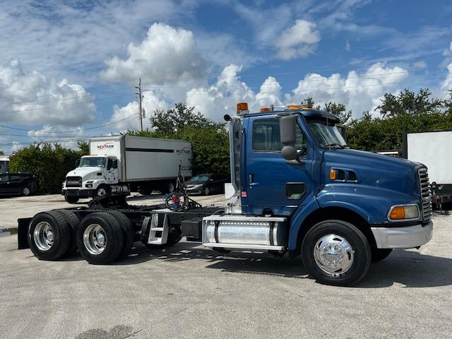 1999 STERLING A9500 TANDEM AXLE DAYCAB TRUCK CATERPILLAR CAT TURBO DIESEL LOW MILES WET KIT