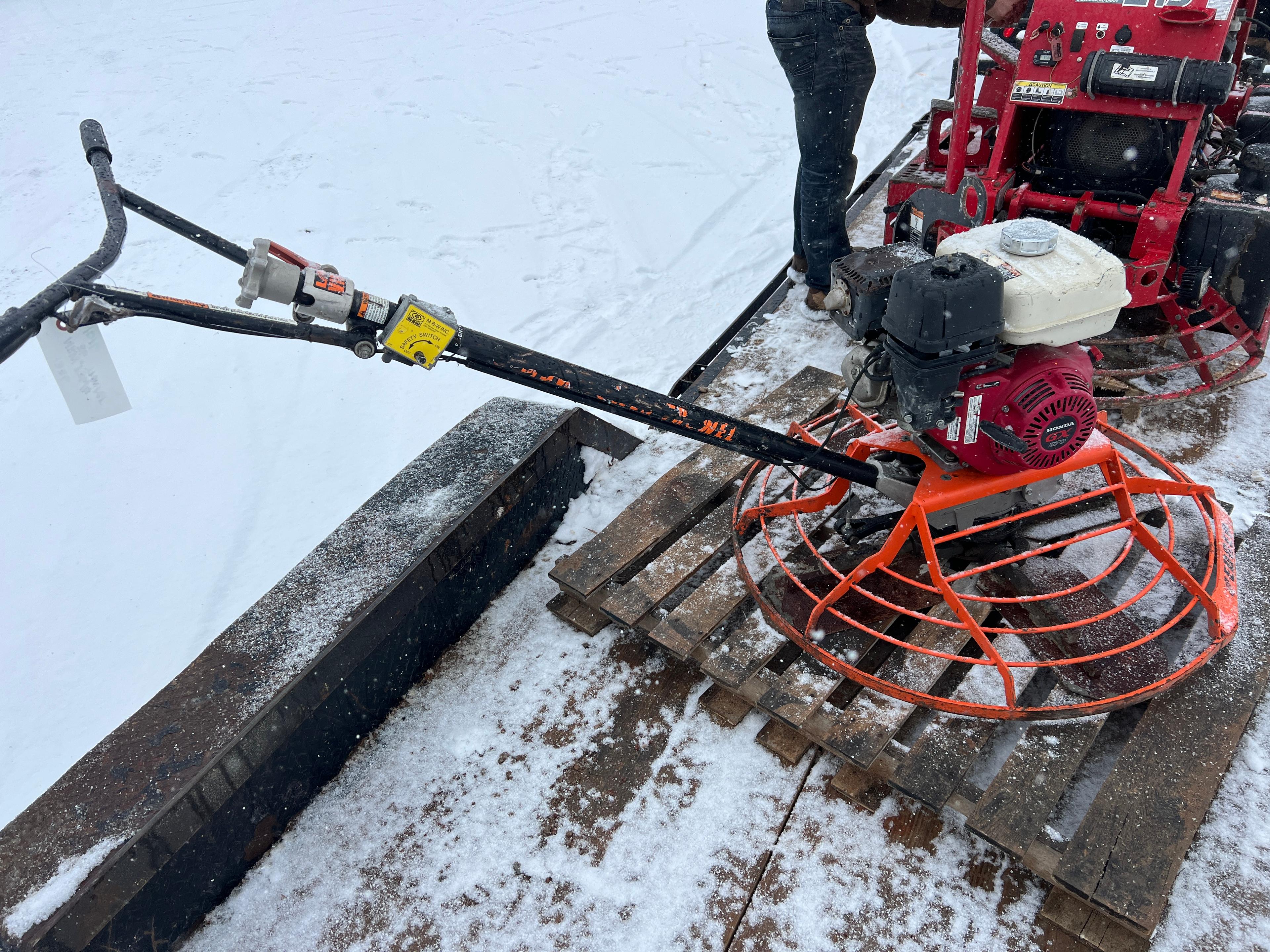 MBW F36/4 36" Trowler