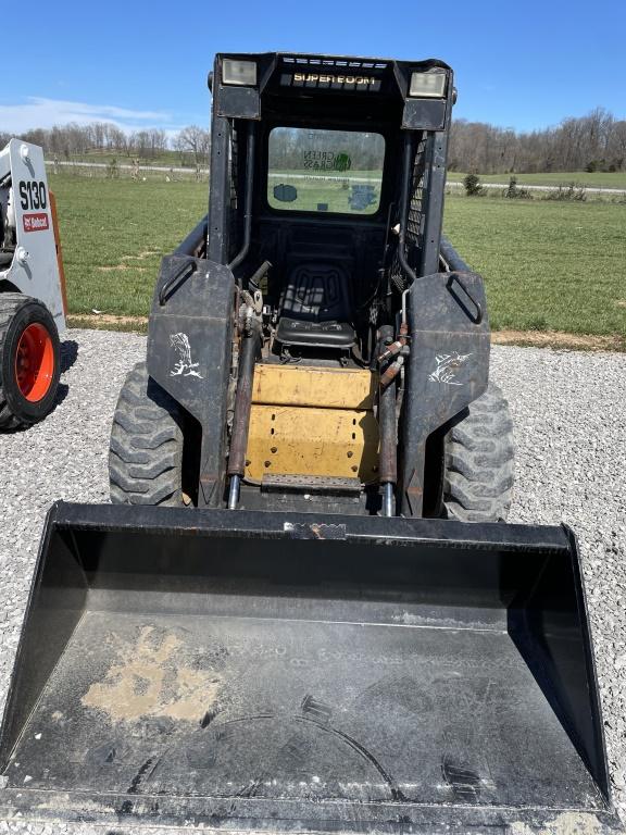 New Holland LX485 Skid Steer