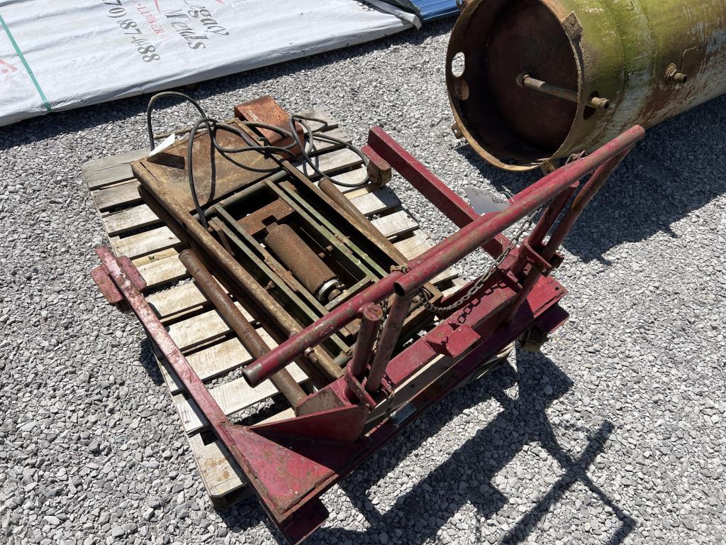 Hoist cart (jack also on pallet not included)