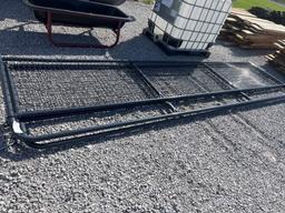 1x blue 16’ 2”x 4” wire gate