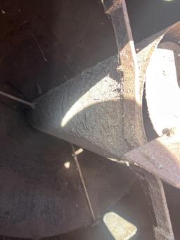 New Holland Grinder Mixer