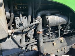 John Deere 4320