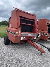 Case IH 8460 round baler