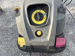 Industrial pressure washer