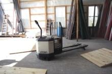 Crown Pallet Jack Model PW3520-80.